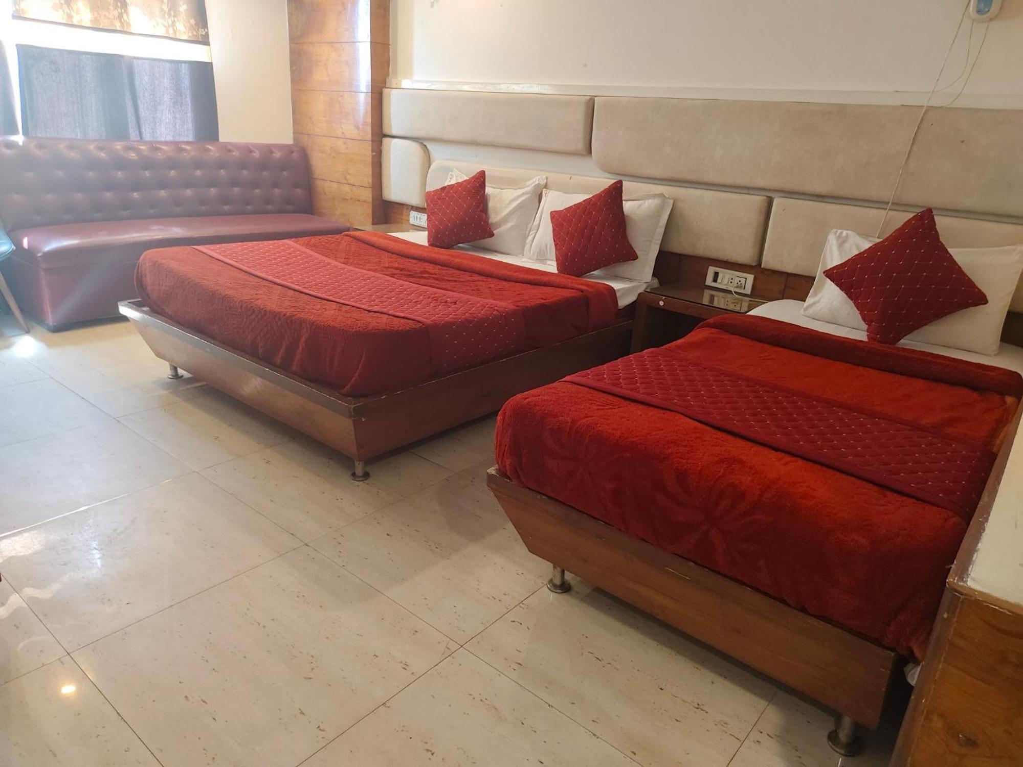 Hotel The Pg By A1rooms New Delhi